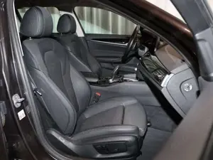 BMW 520 d xDrive Touring AHK Adp.LED DrivAss HUD Bild 4