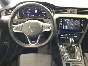 Volkswagen Passat Bild 3