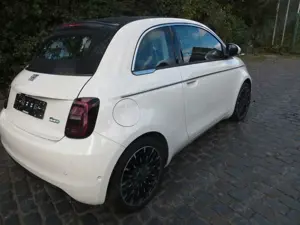Fiat 500C E Bild 2