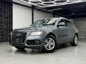 Audi Q5 2.0 TDI XENON/ALCANTARA/AHK/KEYLESS/NAVI/LED