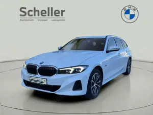 BMW 330 e xDrive Touring Head-Up LED RFK Klimaaut. PDC
