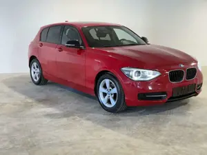 BMW 116 116i Sport Line*Xenon*PDC*WKR*Schiebedach*Pano* Bild 2