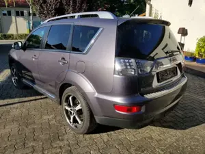 Mitsubishi Outlander Outlander 2.0 2WD Invite - 94 Tkm - AHK - TÜV Bild 3