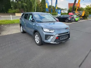 KGM Tivoli Grand Amber 1.5 2WD / Winterräder/ AHZV Bild 2