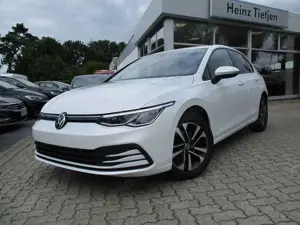Volkswagen Golf VIII 1.0 TSI OPF United