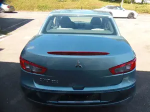 Mitsubishi Colt CZC 1.5 Kabrio TÜV NEU Bild 5