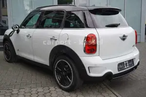 MINI Cooper Countryman Cooper S All4 Bild 4