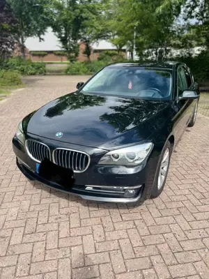 BMW 740 Facelift