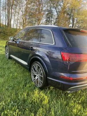 Audi SQ7 4.0 TDI quattro tiptronic Bild 2