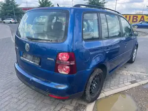 Volkswagen Touran Trendline EcoFuel Bild 3