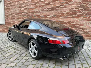 Porsche 996 911 Carrera - ERSTLACK - XENON - PERFEKTER ZUSTAND