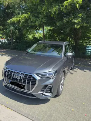 Audi Q3 45 TFSI quattro S tronic line Bild 2