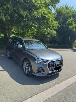 Audi Q3 45 TFSI quattro S tronic line