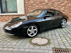 Porsche 996 911 Carrera - ERSTLACK - XENON - PERFEKTER ZUSTAND