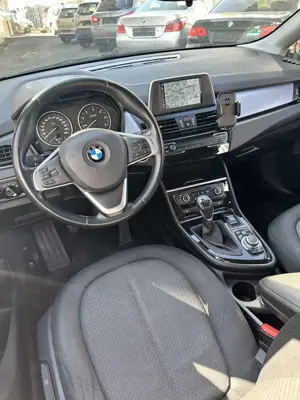 BMW 218 218d Active Tourer Luxury Line
