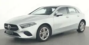 Mercedes-Benz A 250 e LEDER NAVI LED AMBI WIEDE MBUX KAM