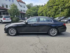 Mercedes-Benz E 200 d Autom. Bild 2