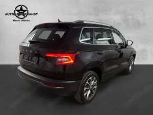 Skoda Karoq 1.5 TSI Clever LED CarPlay LENK-SITZHEIZUNG Bild 2