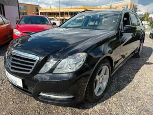 Mercedes-Benz E 300 CDI T BlueEFFICIENCY AVANTGARDE