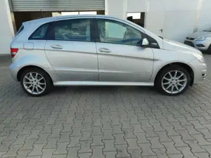 Mercedes-Benz B 170 NGT  Leder  werkstattgepflegt Bild 3