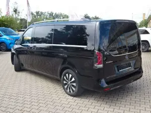 Mercedes-Benz V 300 d extralang 9G-TRONIC Avantgarde Standhzg Bild 4