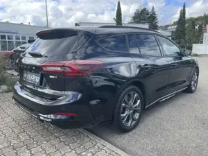 Ford Focus Turnier 1.0 EcoBoost Hybrid ST-Line X Bild 5