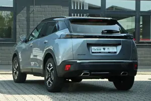 Peugeot 2008 PureTech 130 GT Sitzh./ Navi/ PDC. Bild 3
