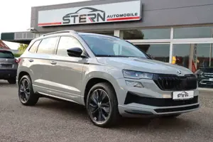 Skoda Karoq Sportline 4x4 l 1.HAND l VIRTUAL l VOLL Bild 2