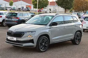 Skoda Karoq Sportline 4x4 l 1.HAND l VIRTUAL l VOLL Bild 4