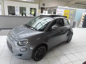 Fiat 500e Cabrio ICON Akku 42 kWh