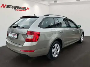 Skoda Octavia Combi Elegance*Klima*Tempomat*SHZ1.6 TDI Bild 3