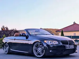 BMW 330 CABRIO MPACKET*VOLLAUSSTATTUNG*19 ZOLL*EINZIGARTIG