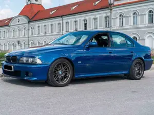 BMW M5 E39 Avusblau