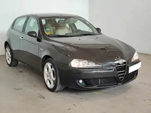 Alfa Romeo 147 1.6 16V TS ECO Sportiva /Tüv 12.26/1.HAND