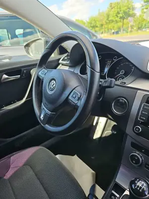 Volkswagen Passat Variant Passat Variant 2.0 TDI BlueMotion Technology Comfo Bild 5