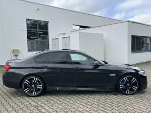 BMW 530 530d Blue Performance Sport//M550 Look// Bild 4