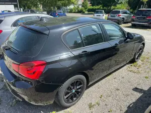 BMW 118 Baureihe 1 Lim.5-trg. 118 i Advantage AUTOM. Bild 4