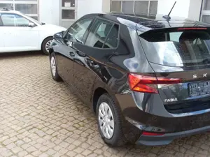 Skoda Fabia Essence Bild 4