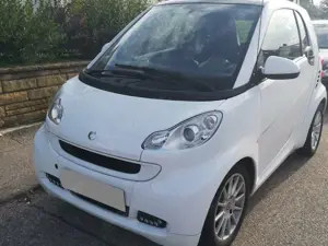 smart forTwo MHD Servo/Klima/Navi - umfangreiche Austattungen