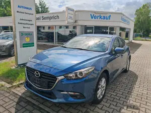 Mazda 3 Center-Line