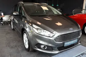 Ford S-Max S-MAX 2.0 TDCi Business KAM NAVI APPLE 7-SITZER