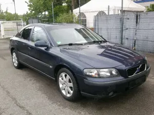 Volvo S60 2.4  KLIMA / LEDER / AHK