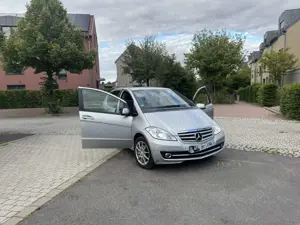 Mercedes-Benz A 180 A 180 Autotronic Elegance