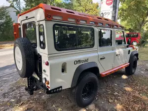 Land Rover Defender 110 Station Wagon