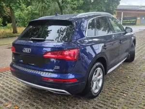 Audi Q5 Q5 2.0 TDI quattro S tronic sport Bild 4