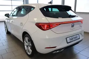 SEAT Leon FR e-Hybrid DSG *LED*NAV*PANO*RFK*SHZ*PDC* Bild 3
