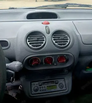 Renault Twingo Twingo 1.2 Authentique Bild 5