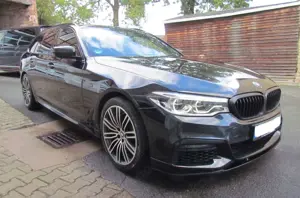 BMW 520 d **M-Sportpaket Performance**LED/NAVI/AHK
