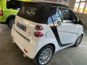 smart forTwo Micro Hybrid+Ratenzahlung ohne Bank+Tüv Neu Bild 3