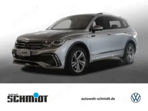 Volkswagen Tiguan Allspace 2,0 TDI DSG 4Motion R-Line ACC Matrix AHK R-Kamera